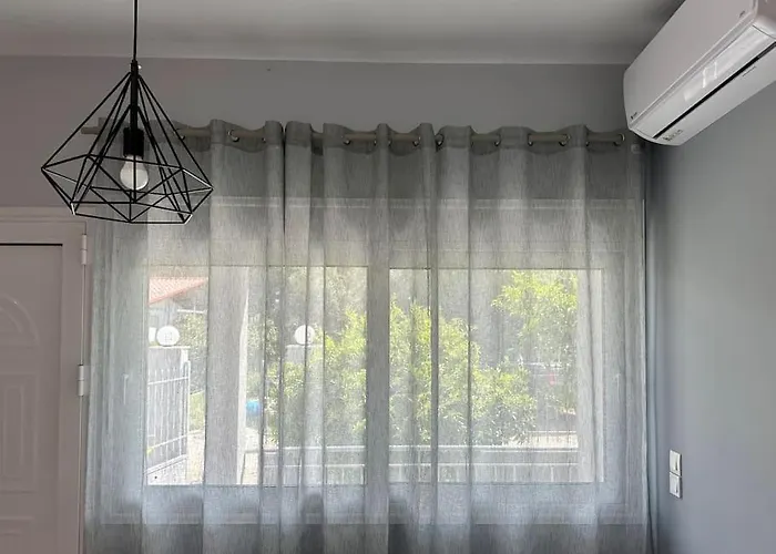 Zouf House